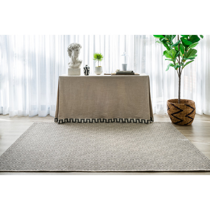 Charcoal Geometric Synthetic Rectangular Indoor/Outdoor Rug