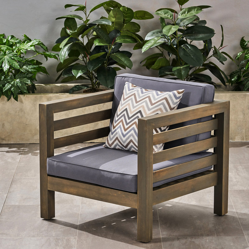 Fauteuil club gris Mid-Century de style moderne avec composition en bois et coussins