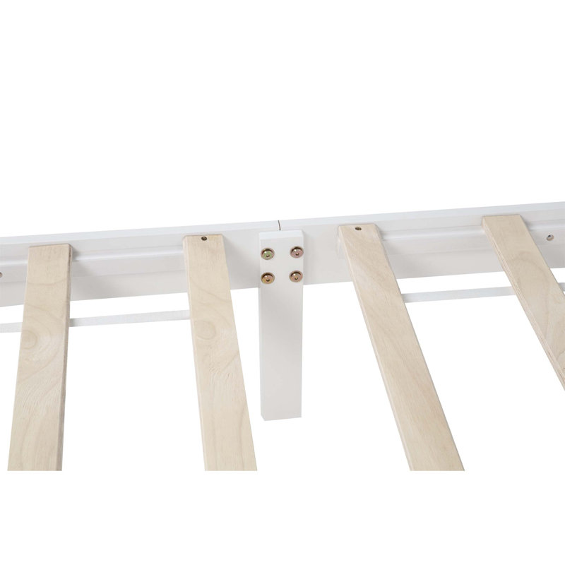 Lit plateforme en bois avec tête et pied de lit à grand panneau, éclairage à DEL intégré, deux stations de charge USB / Type-C et amplement d'espace de rangement sous le lit.