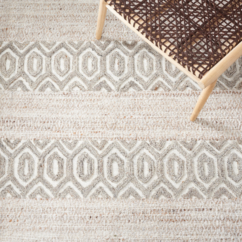 Natura Hand Loomed Wool/Cotton Southwestern Rug in Ivory/Beige, Square 6'