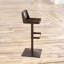 Tabouret de bar pivotant à hauteur réglable en bois massif Flagler-19515780