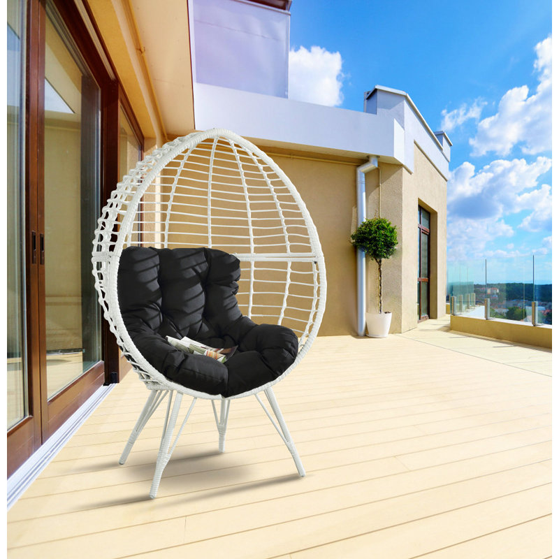 Chaise longue en tissu et osier, Noir, Blanc