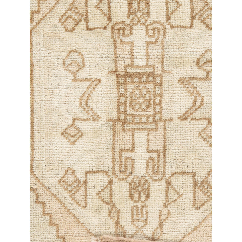 Wool Area Rug in Ivory