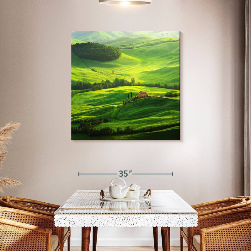 Nicci Tuscan Rolling Field