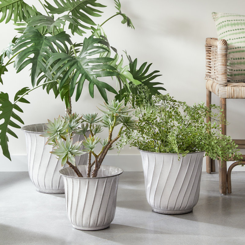 Odelia Pot Planter, White
