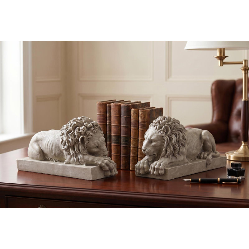 2 Piece Lions from the Vatican Figurines