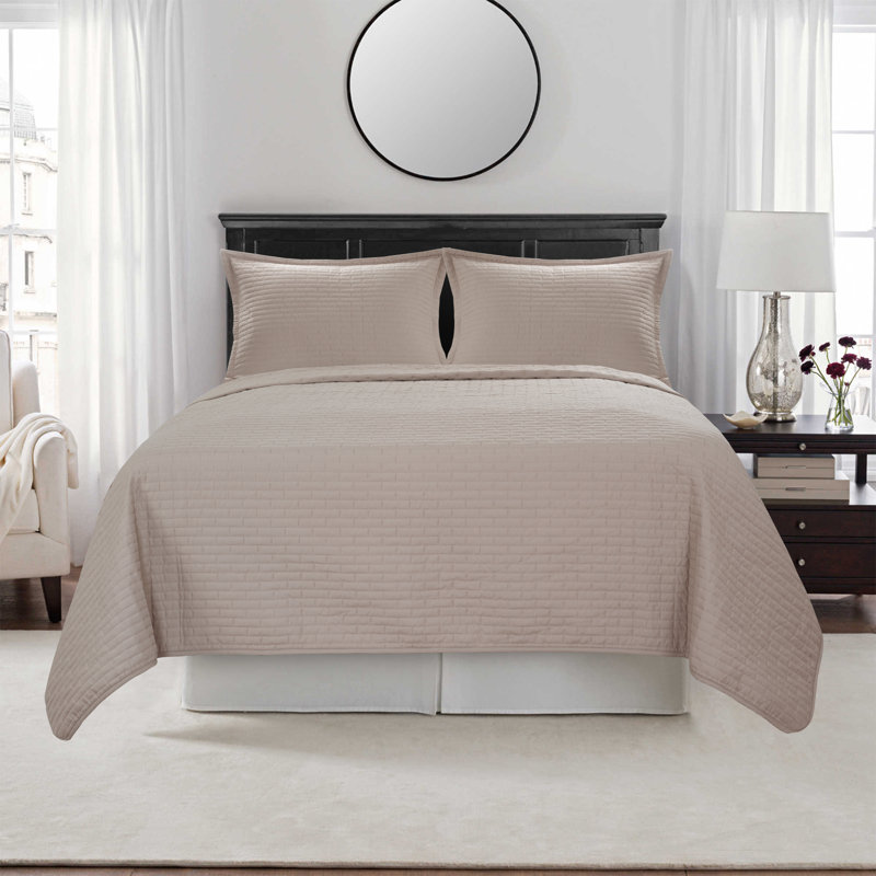 South Point Hospitality 120 GSM Luxury Microfiber Bedding, Brownstone, Queen Quilt