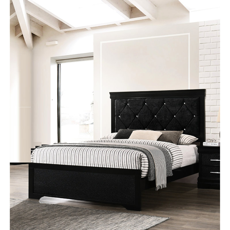 Lit double moderne à panneau noir avec tête de lit tapissier et capitonnage à boutons étincelants