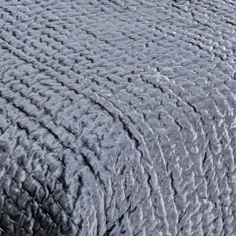 Dimitry Velvet Quilt Set, Blue