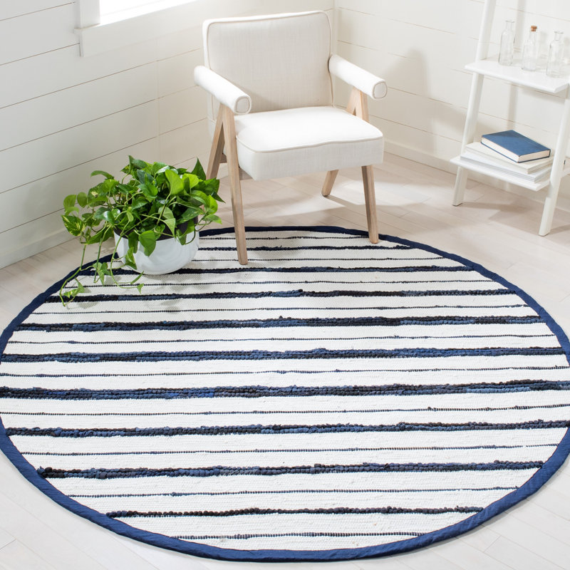 Montauk Hand Woven Performance Striped Rug, Round 6'