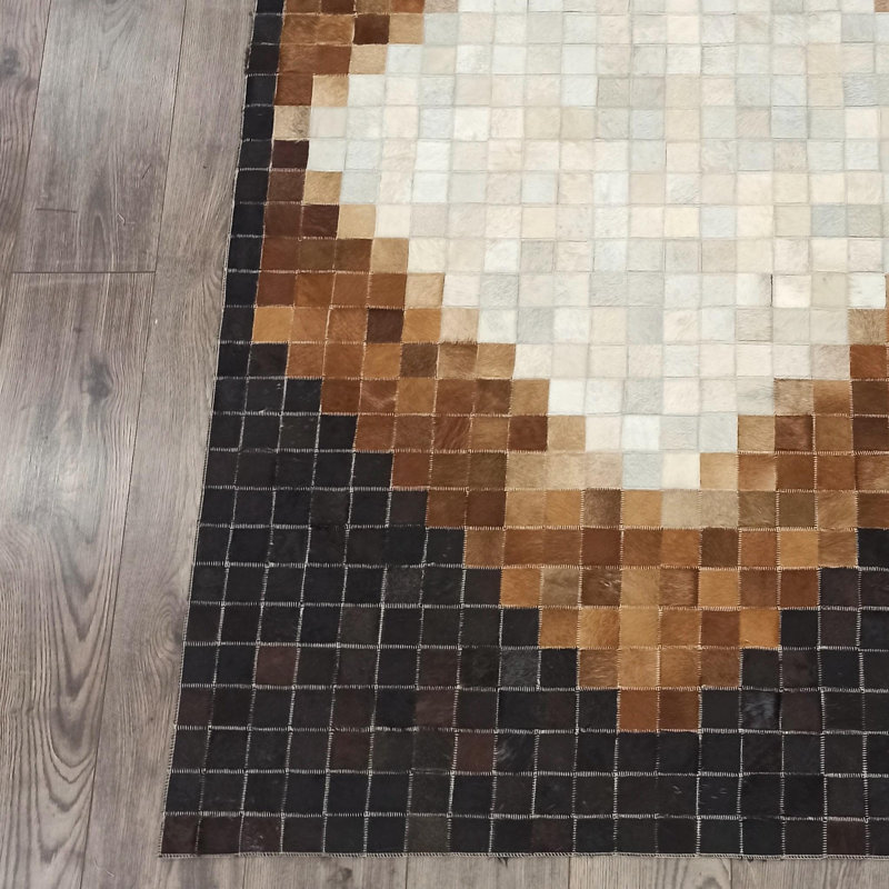 Tapis brun et beige en cuir de vache, tapis fait à la main en cuir naturel