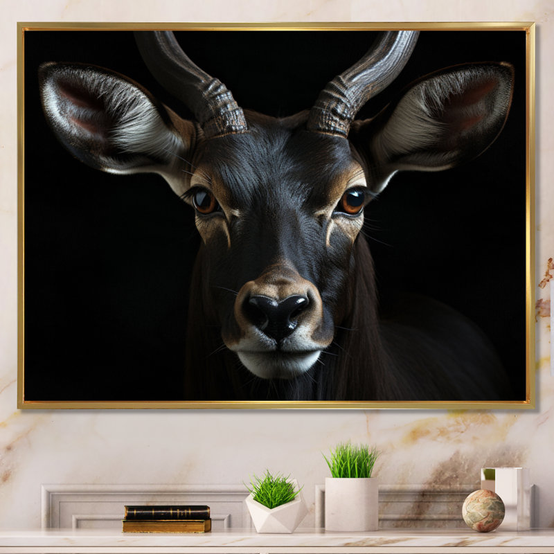 Keillan Antelope Portrait II, reproduction d'art sur toile, H 24 po x l 32 po x P 1 po, Cadre flottant doré