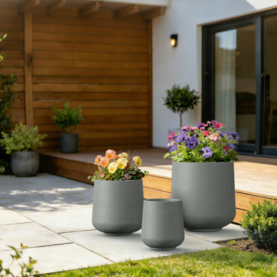 3-Piece Smooth Modern Concrete Planter Set, 8/11.5/15 Inch Green Gray Sturdy Cement Pot for Patio & Garden Decor