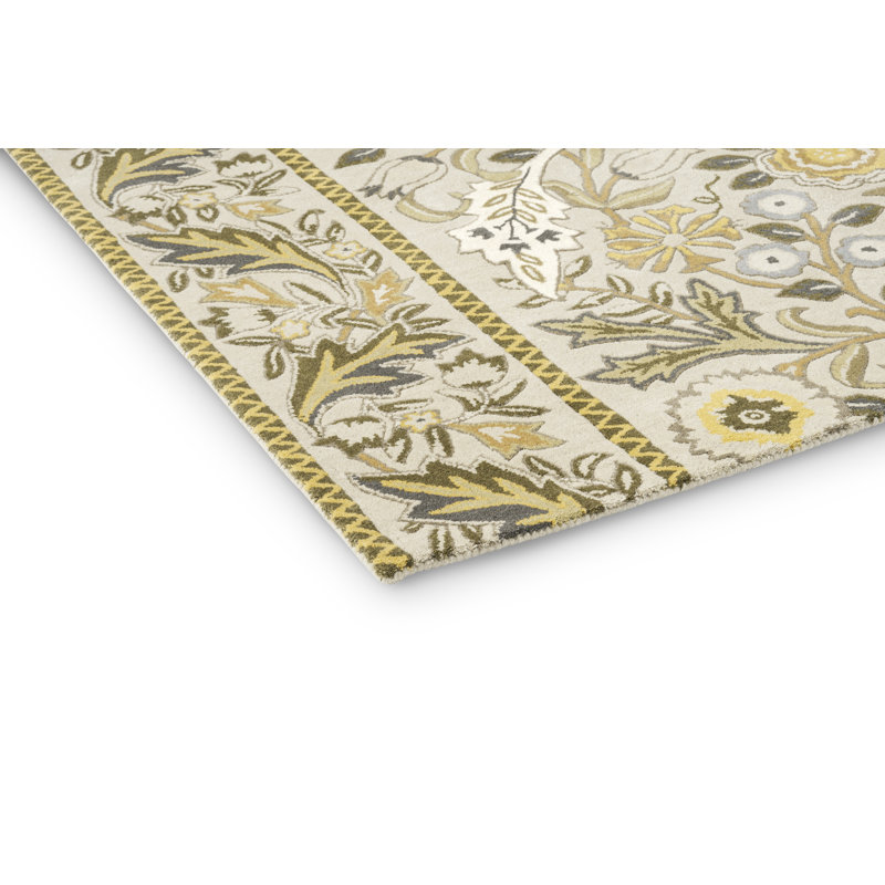 Morris Hand Tufted Wool Floral Area Rug in Beige, Rectangle 4'7" x 6'7"