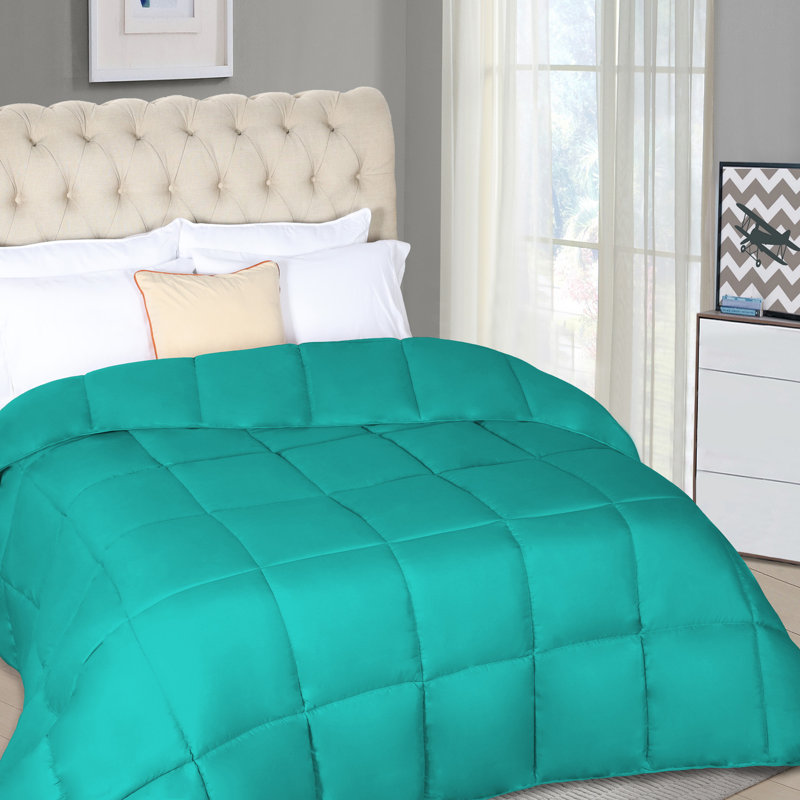 Superior Turquoise Full Reversible Microfiber Comforter