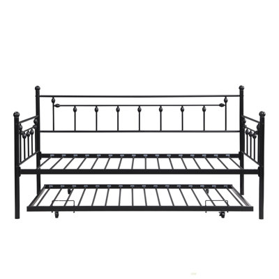 Daybed With Trundle (Daybed) by August Grove