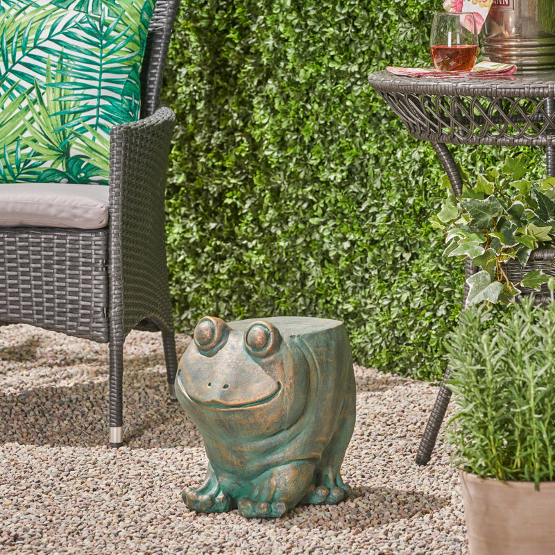Wheelock Weather Resistant Concrete Animals Garden Stone