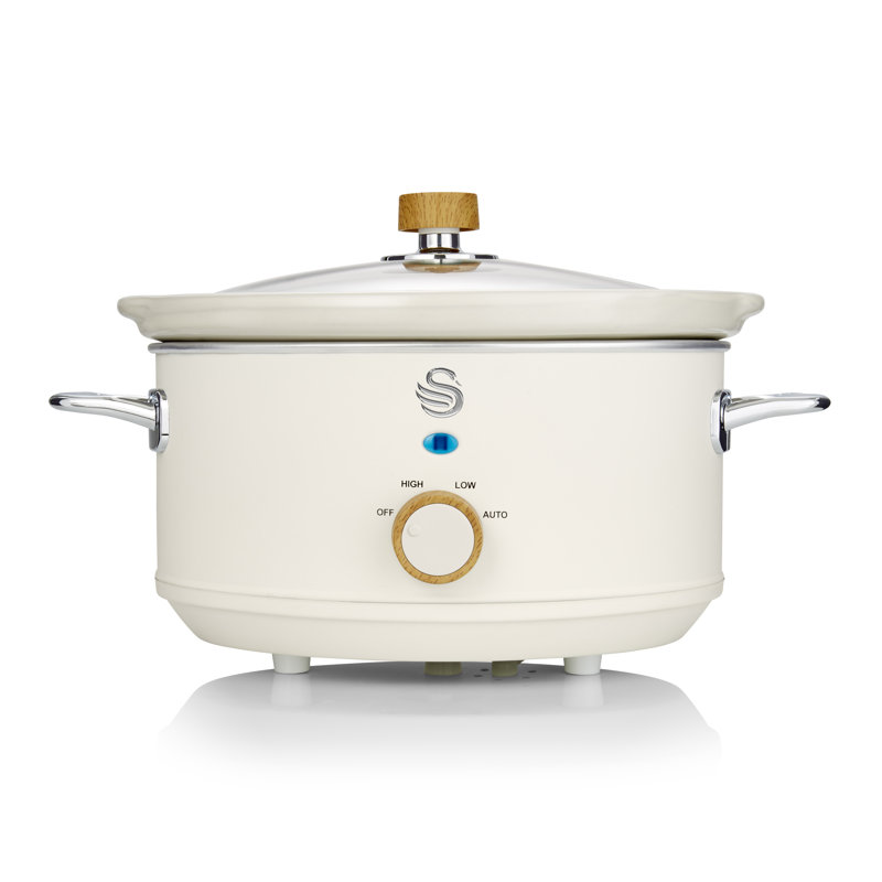 Swan 3.7 Quart Nordic Slow Cooker, White
