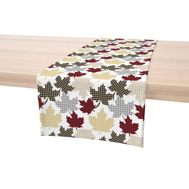 Table Runner, 100% Cotton, Houndstooth Maple Leaves, 72" x 16"