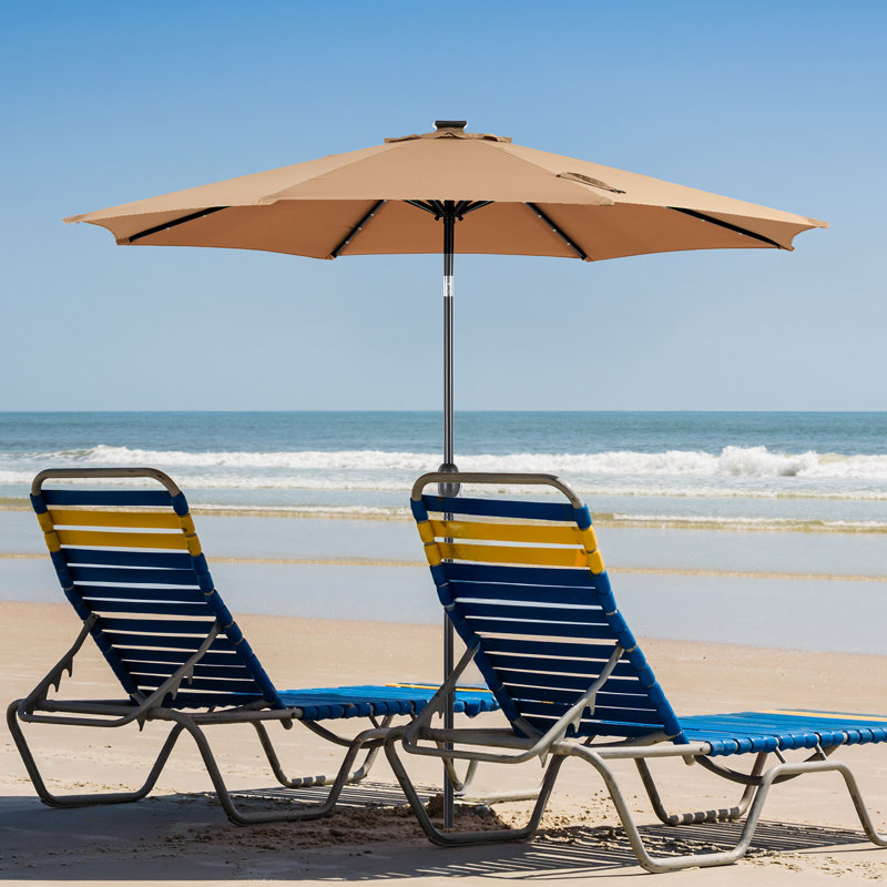 Parasol de patio solaire en polyester de 10 pi avec 32 lumières DEL réglables en inclinaison et tissu résistant aux rayons UV