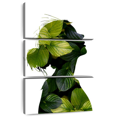 Leisha Nature Woman