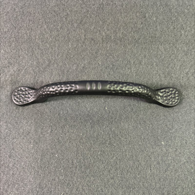 3-3/4" Hammered Spoon Foot Pull Flat Black