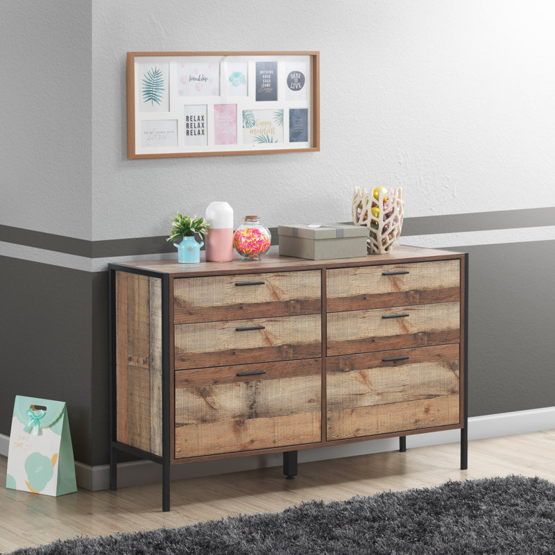 Saundra 124 cm W Chest of 6 Drawers