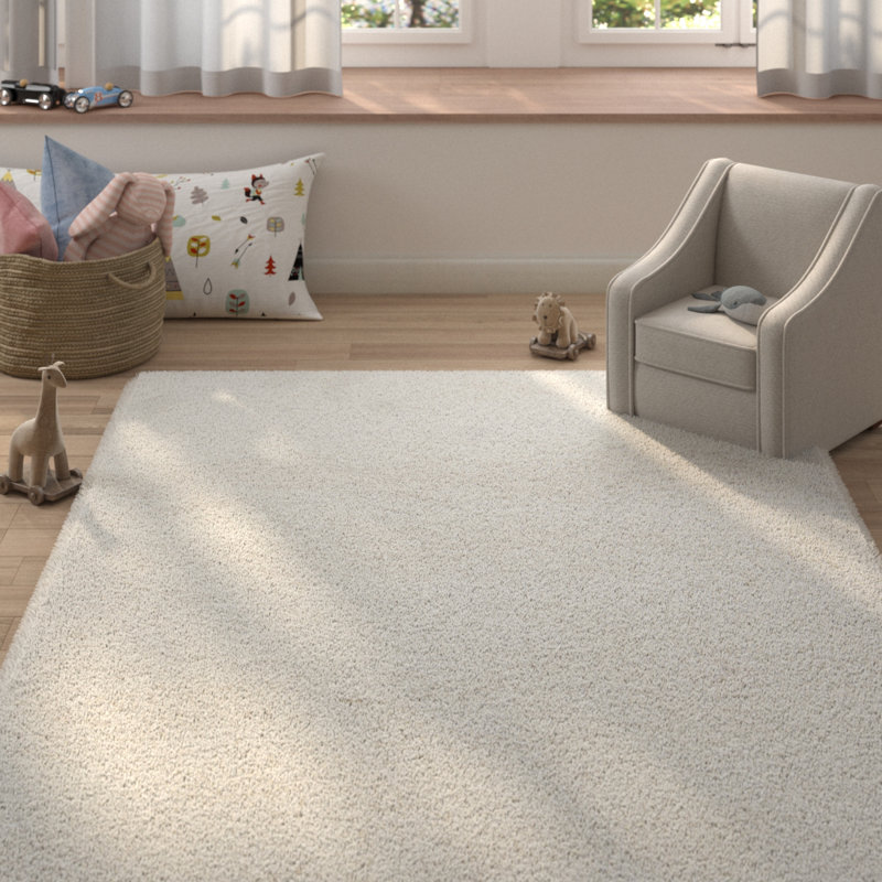 Tapis blanc à poils longs en polyester et laine touffeté à la main Garretson, Rectangle 7 pi 9 po x 10 pi 6 po