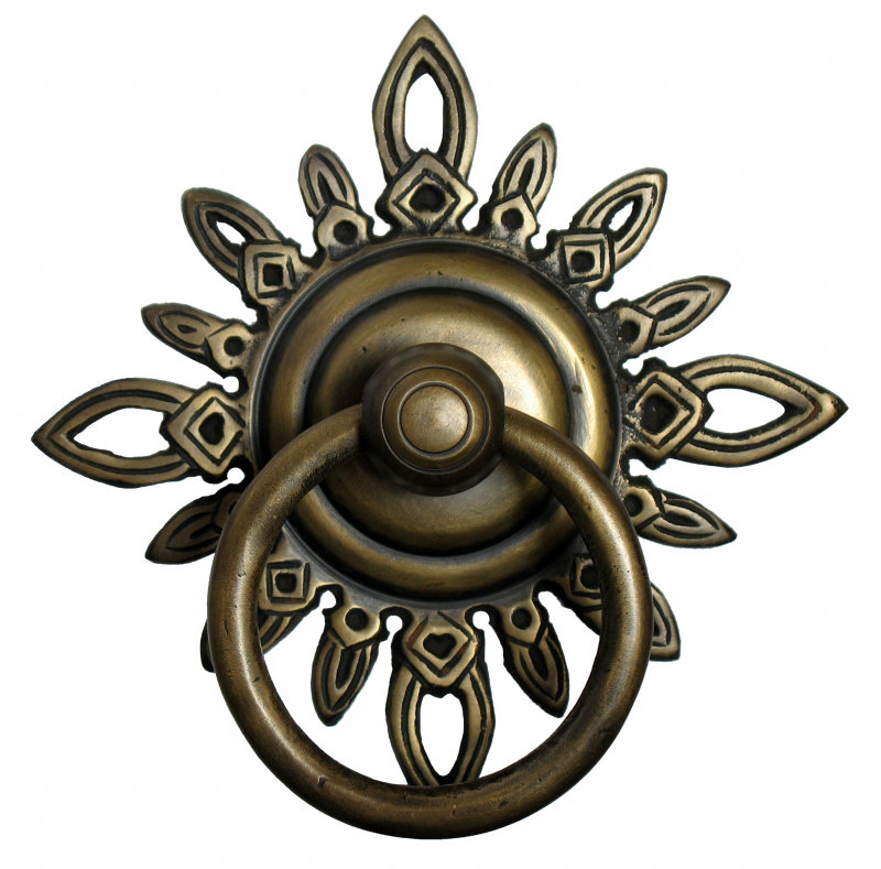 Filigree Star Backplate Ring Pull