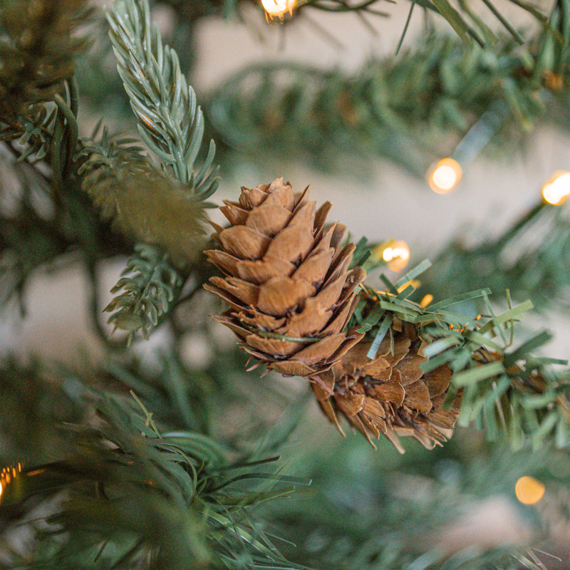 PUZZELWOOD 182.8cm Lighted Faux Garland with Lights