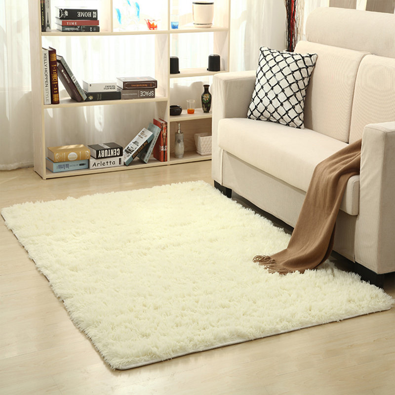 Tapis crème à longs poils Leonela, Rectangle 4 pi x 5 pi