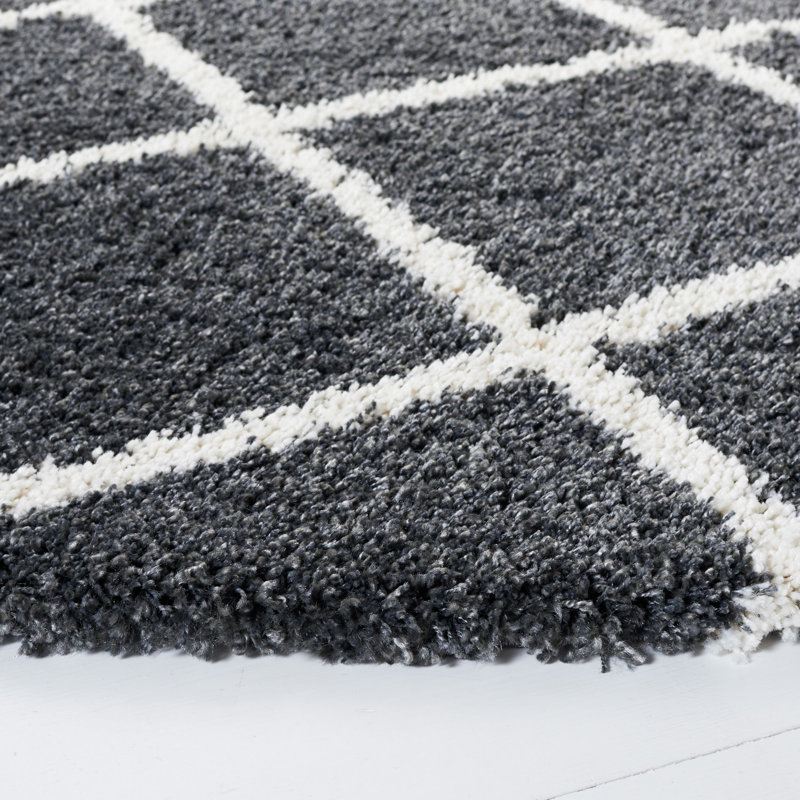 Aravella Performance Geometric Rug, Round 7'