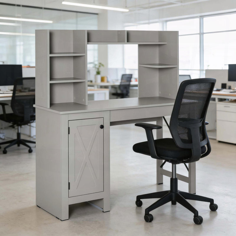 Bureau de bureau robuste avec construction stable