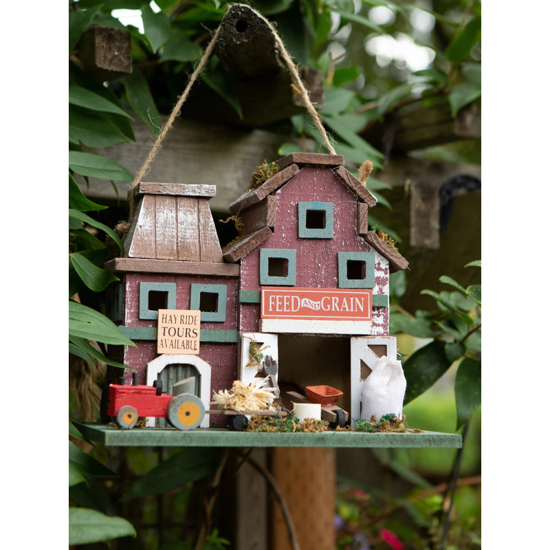 FARMSTEAD BIRDHOUSE