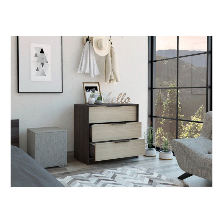 Nasura 3 - Drawer Dresser