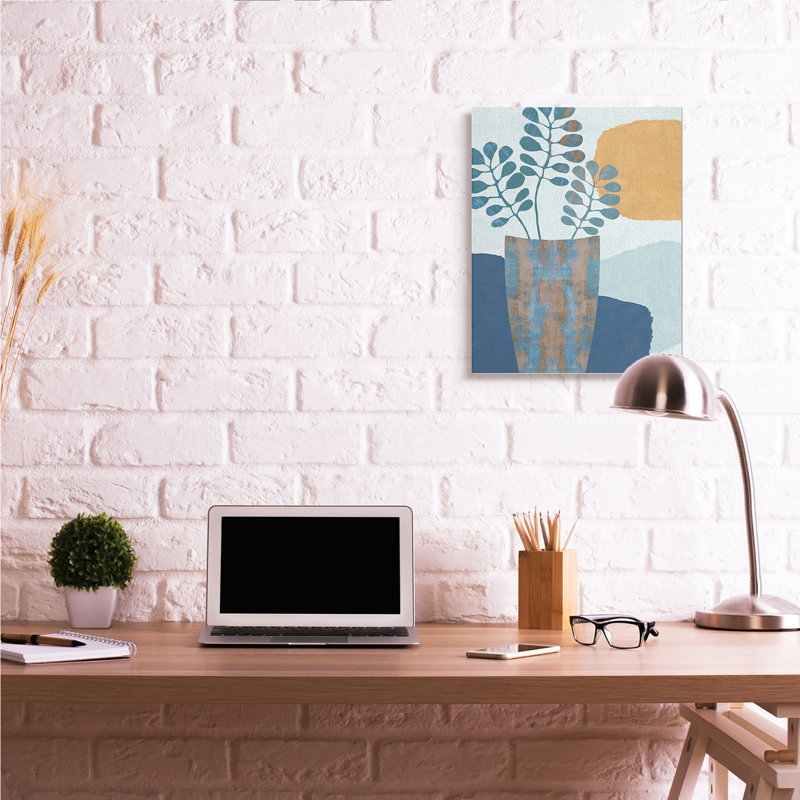 Vase d'eucalyptus occidental, soleil orange par Flora Kouta - impression, H 30 po x l 24 po, Toile tendue