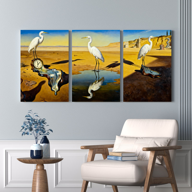 Ensemble de 3 tableaux sur toile tendue représentant un héron blanc surréaliste et une horloge en train de fondre