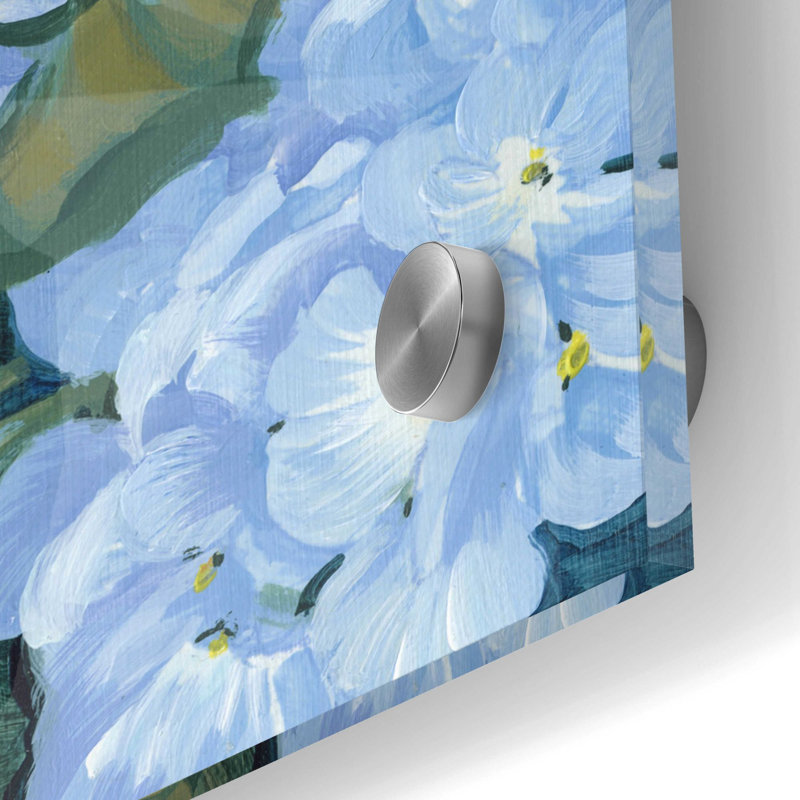 «Blue Hydrangeas II» par Tim O'Toole, art mural en verre acrylique, 24 po x 24 po par Tim O'Toole