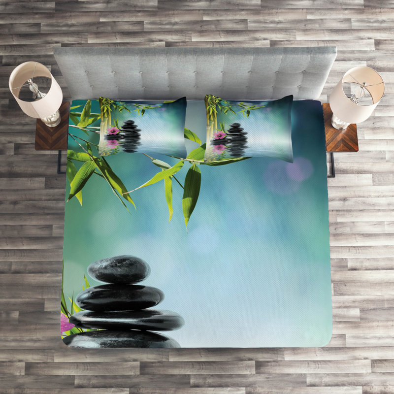 Eclectic Polyester Coverlet, King Bedspread + 2 Shams