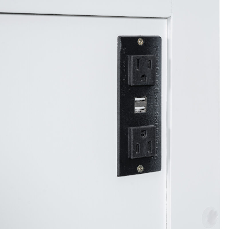 Grand lit escamotable peu encombrant, conception moderne en bois pour un usage domestique