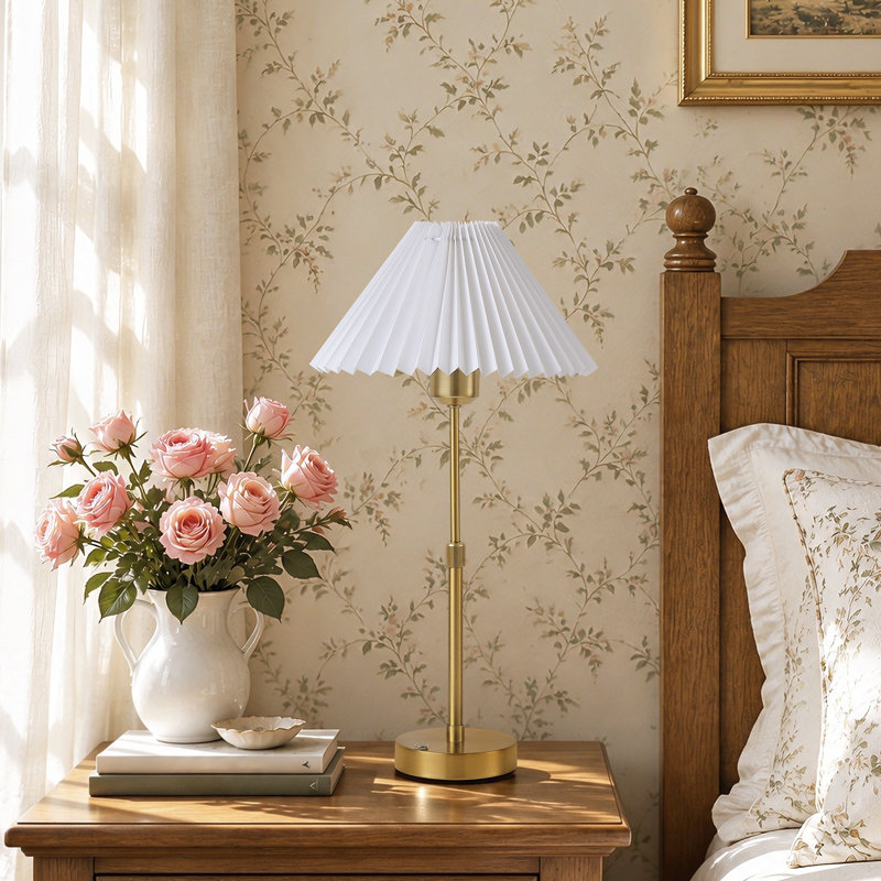 Adjustable Iron Buffet Table Lamp