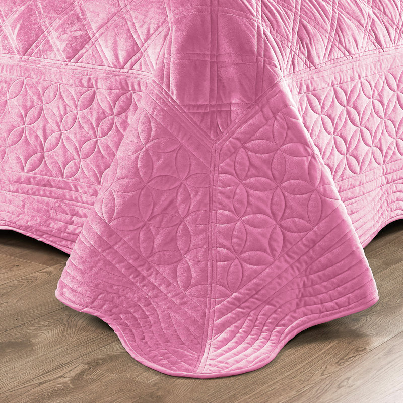 4 Piece Oversized soft Microplush Quilt Set, Queen Quilt + 2 Standard Shams + Throw Pillow, Pink