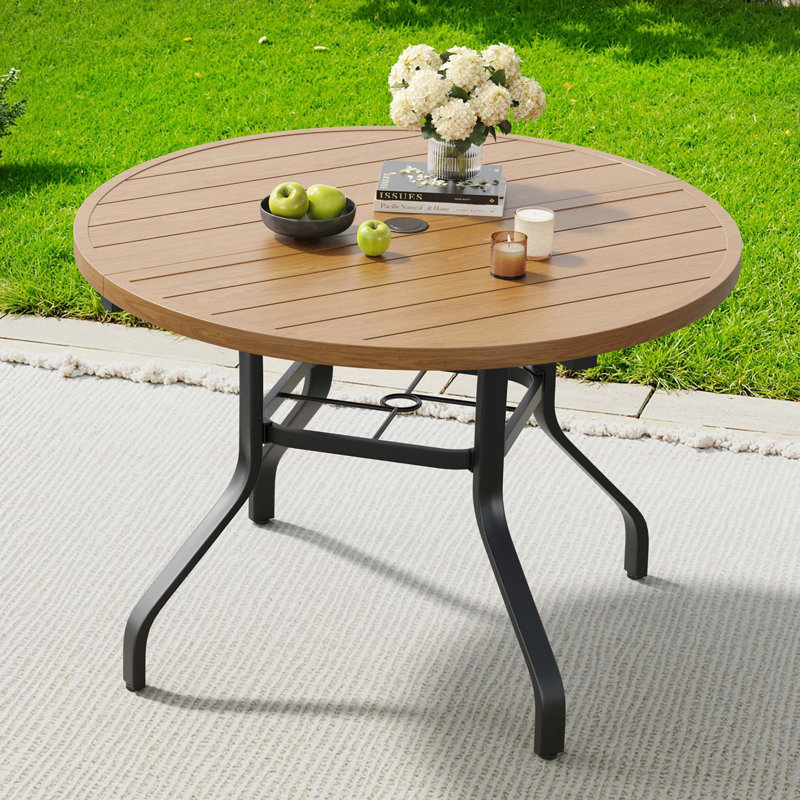 Table de salle à manger élégante pour l'extérieur avec texture en métal et grain de bois résistant aux intempéries, Naturel