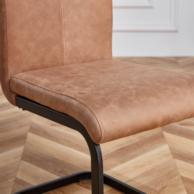 Chaise d'appoint en tissu Nayan
