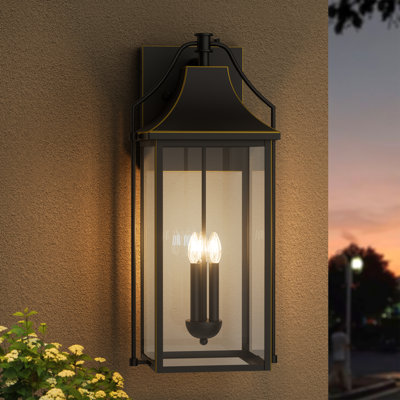 Lanterne murale d'extérieur en fer trempé noir et doré à 3 lumières Alvester D-𝗜𝗡𝗖𝗛 avec crépuscule à l'aube