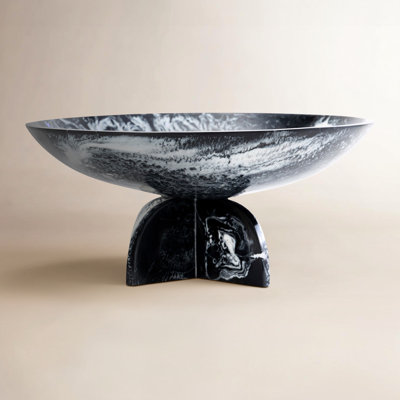 Lucente Black & White Resin Fruit Bowl