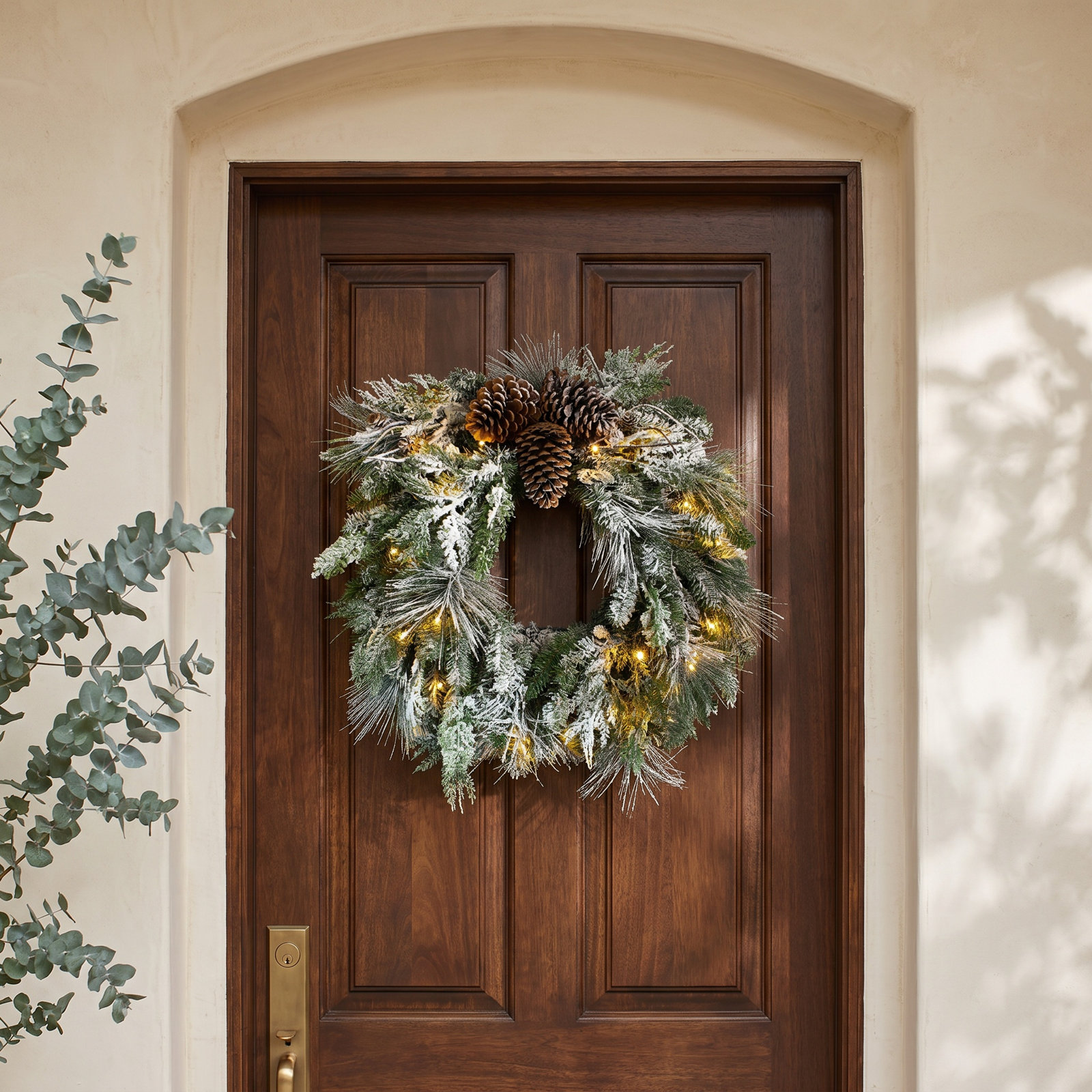 24'' Faux Pine Lighted Wreath