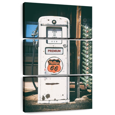American West Gas Station Premium 66