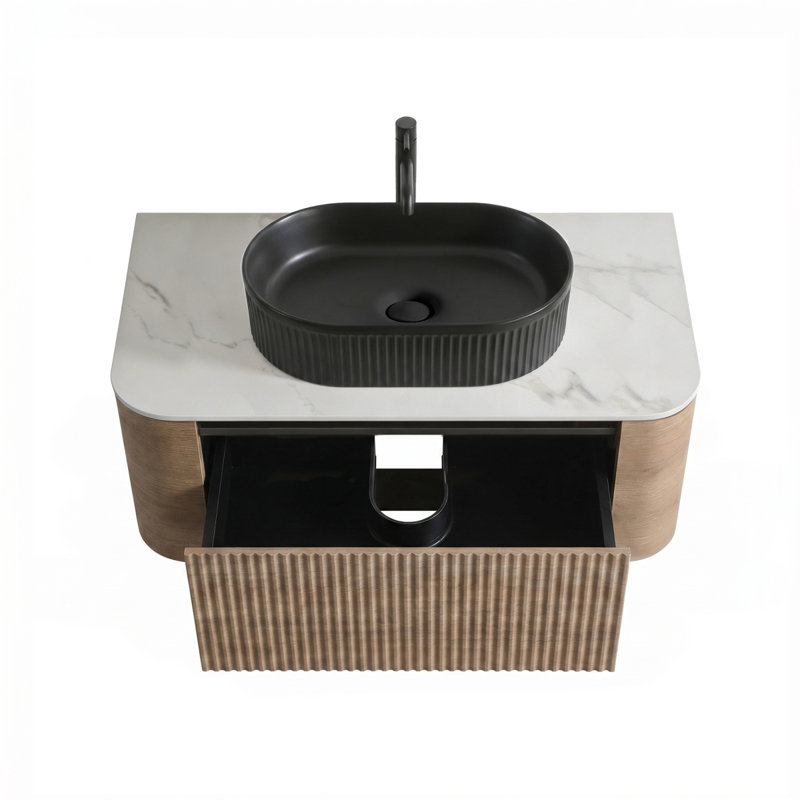 Meuble-lavabo Erba de 36 po avec lavabo, armoire murale en chêne miel avec porte-serviettes gratuit, lavabo simple en céramique rayé ovale noir, sans drain et robinet, pré-assemblé