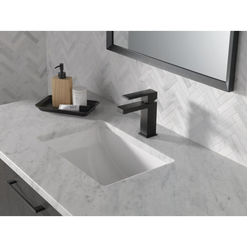 Modern Single Handle Lavatory Faucet